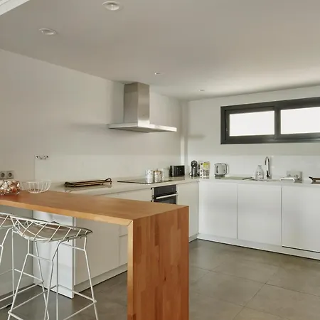 Sun, Sea & Style I Blue Apartment Manilva